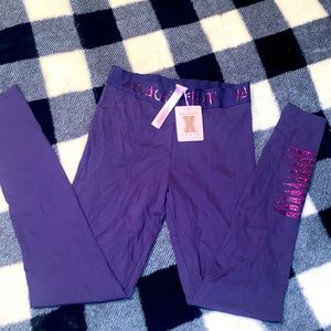 SAVAGE X FENTY LEGGINGS SIZE SMALL BRAND NEW WITH TAGS